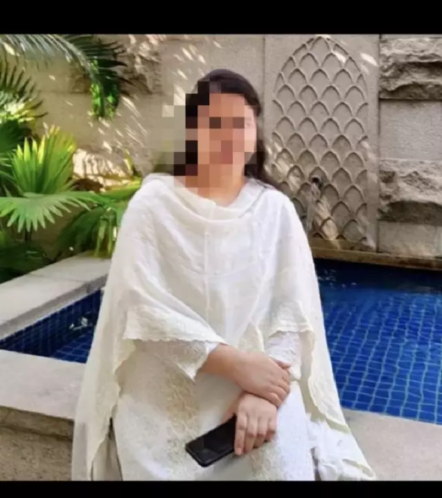 Dr.MBBS Assistant Inspector General Health Govt - 9th Grade seeking her suitable groom
