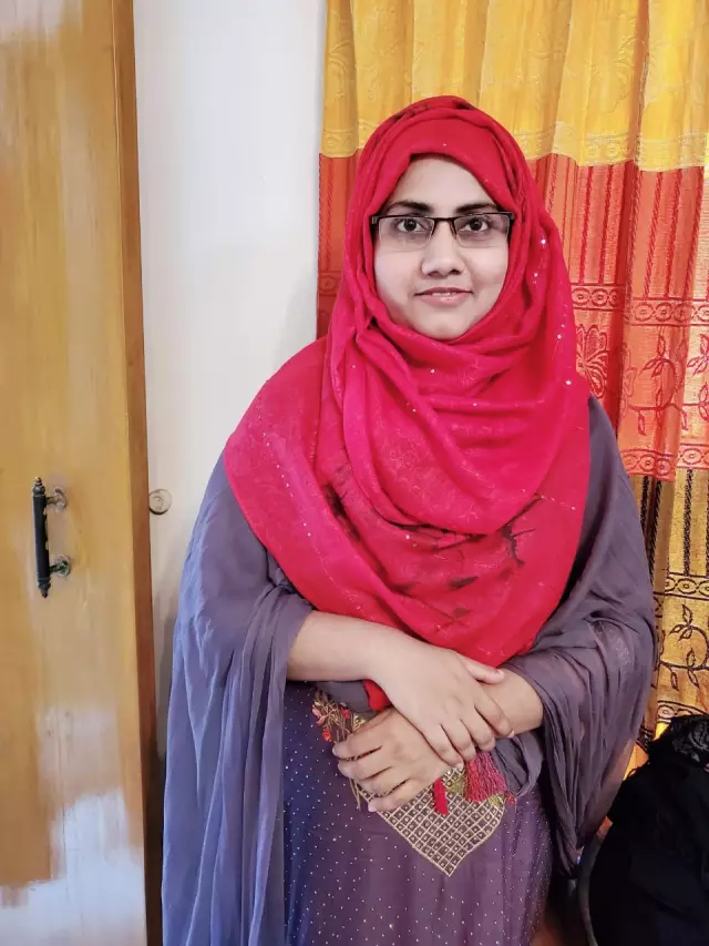 Im looking for a Groom for my younger sister.