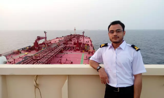 Assalamualaikum Looking for a prospective bride for myself Merchant Marine Engineer