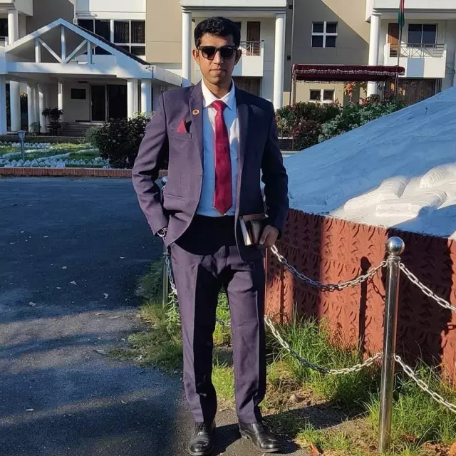 Assistant Commissioner  Executive Magistrate 40th BCS seeking his bride
