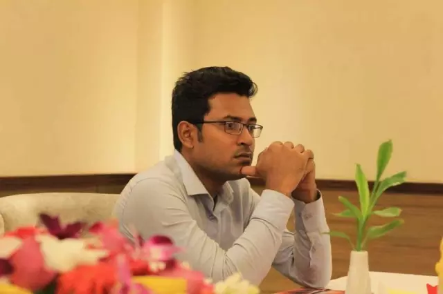 Looking for a Bride for my childhood Friend.