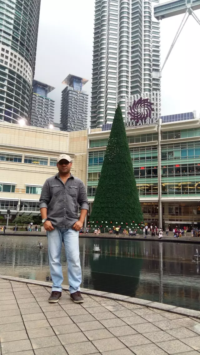 Private Job Buying House as a Senior Manager seeking mother for my son