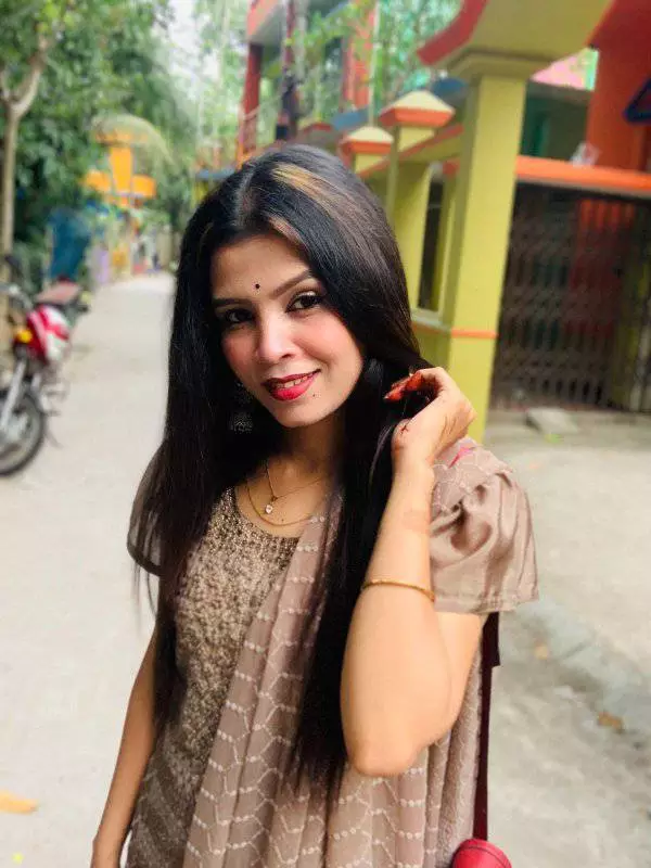 Looking for Groom For my cousin little sister.