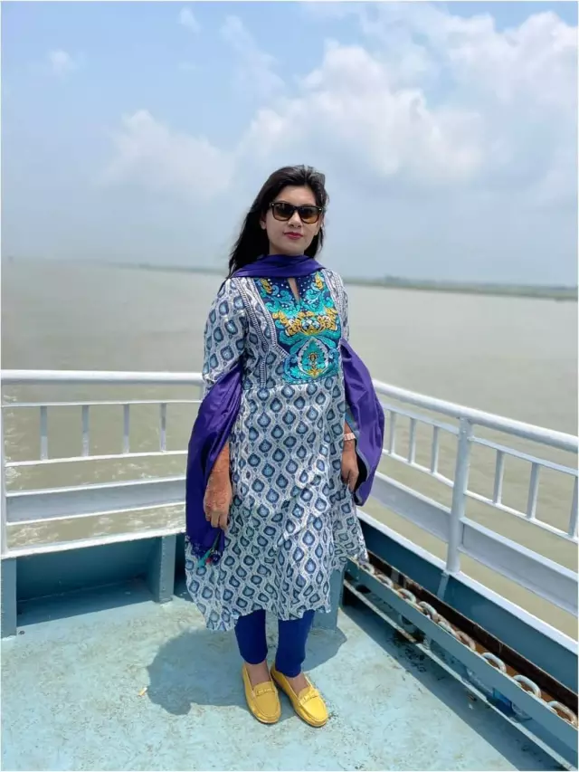 Bismillahir Rahmanir Rahim The family is looking for Groom