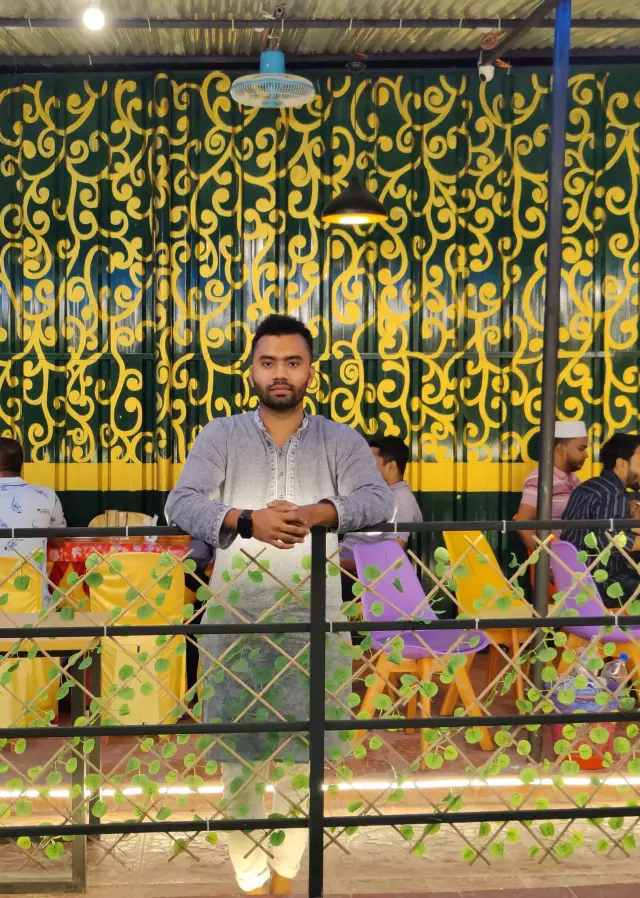 Cricketer Feni 1st division Awaiting to go out for higher education seeking suitable bride