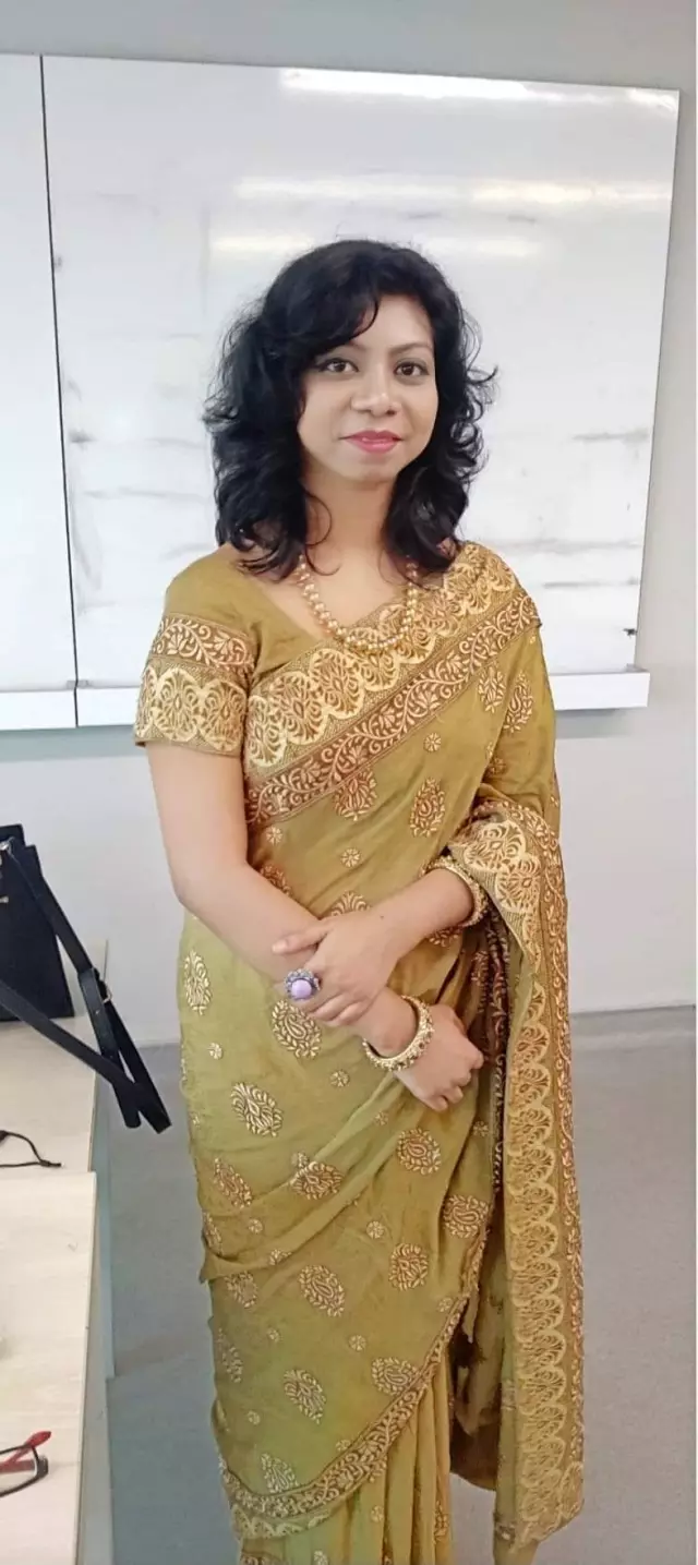 Bride is a Teacher of an International English Medium School seeking her groom in Dhaka