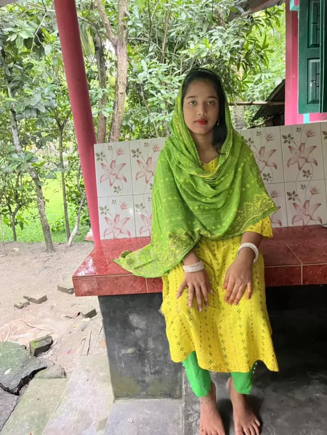 Want Muslim container for my cousin in Jhalokati