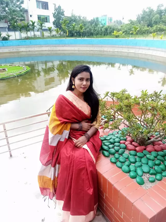 seeking groom for my friend, she is orphans so dont bother asking for hi hello