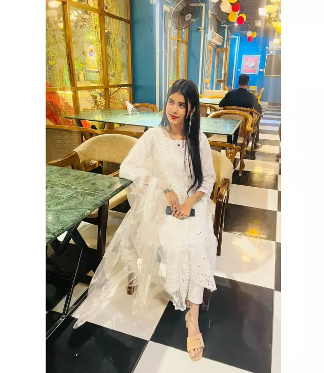 I want a groom for my girlfriend. Looking for son from friends family so posting.