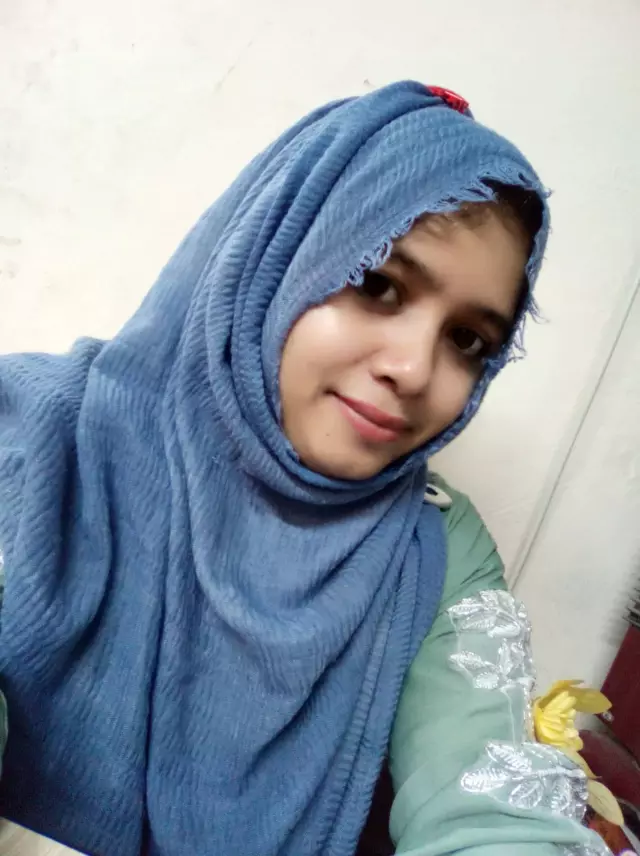 Assistant Section OfficerIT at Feni University seeking her groom