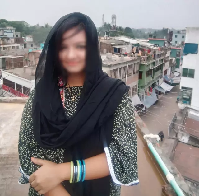 Looking groom for my younger sister Dhaka or Settle in abroad