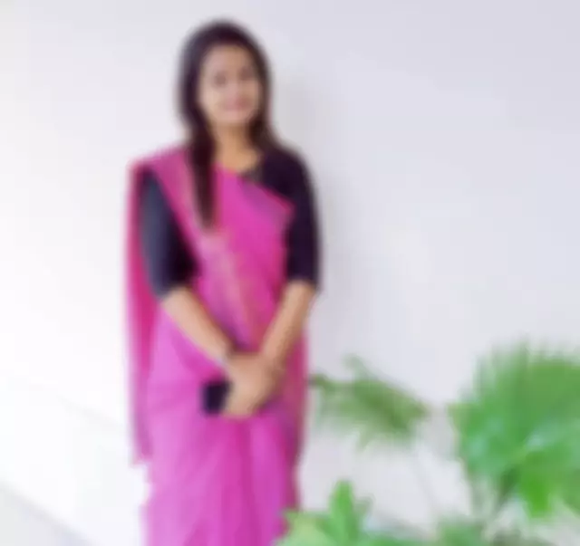 Senior Officer of a state-owned bank seeking her groom in Jamalpur