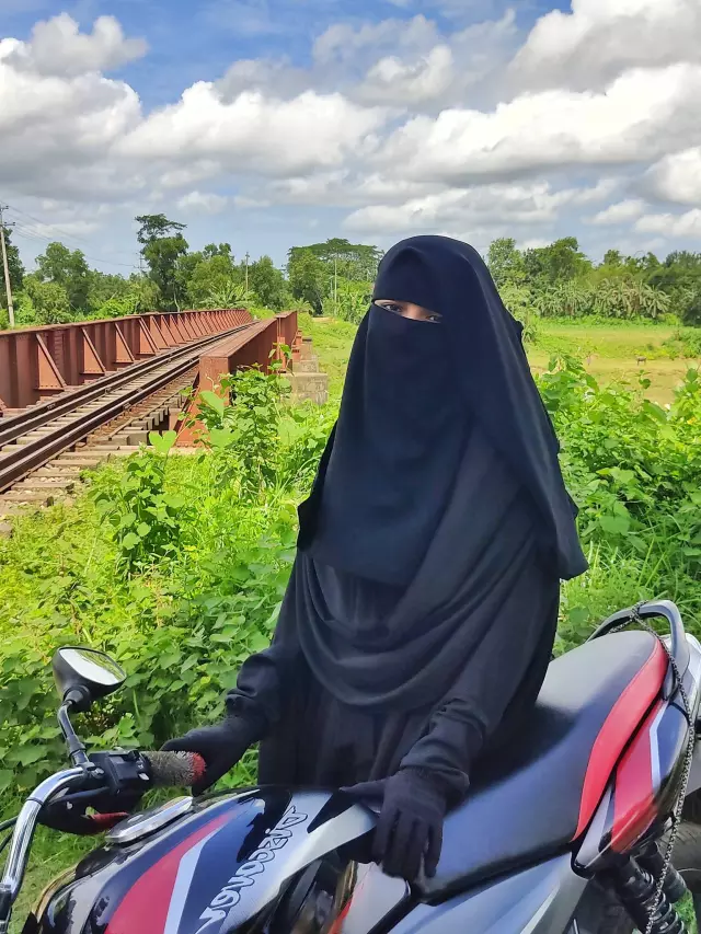 Assalamu Alaikum LOOKING FOR GROOM FOR MY YOUNGER SISTER in Sylhet