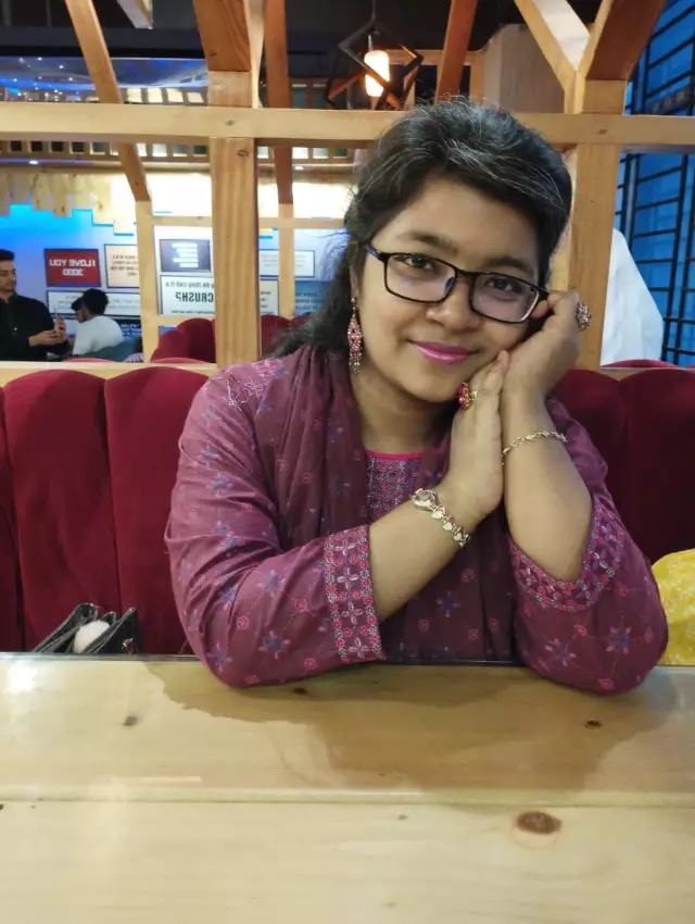 Assalamu Alaikum. I want groom for my sister. Education Masters final from Dhaka City College with English subject