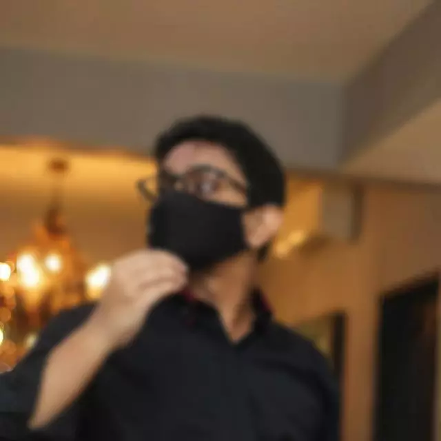 Im searching for a potential match for either my cousins brother or a friend
