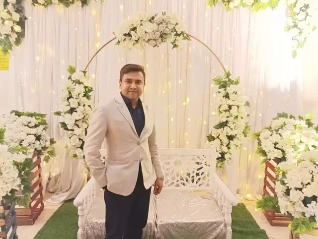 Im searching for a doctor bride